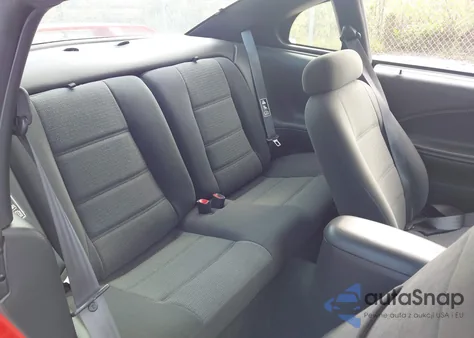 2001 Ford Mustang z USA, uszkodzony, nr VIN 1FAFP40451F161271